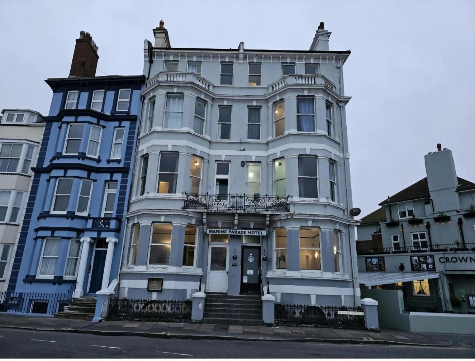 Oyo Marine Parade Hotel, Eastbourne Pier Εξωτερικό φωτογραφία